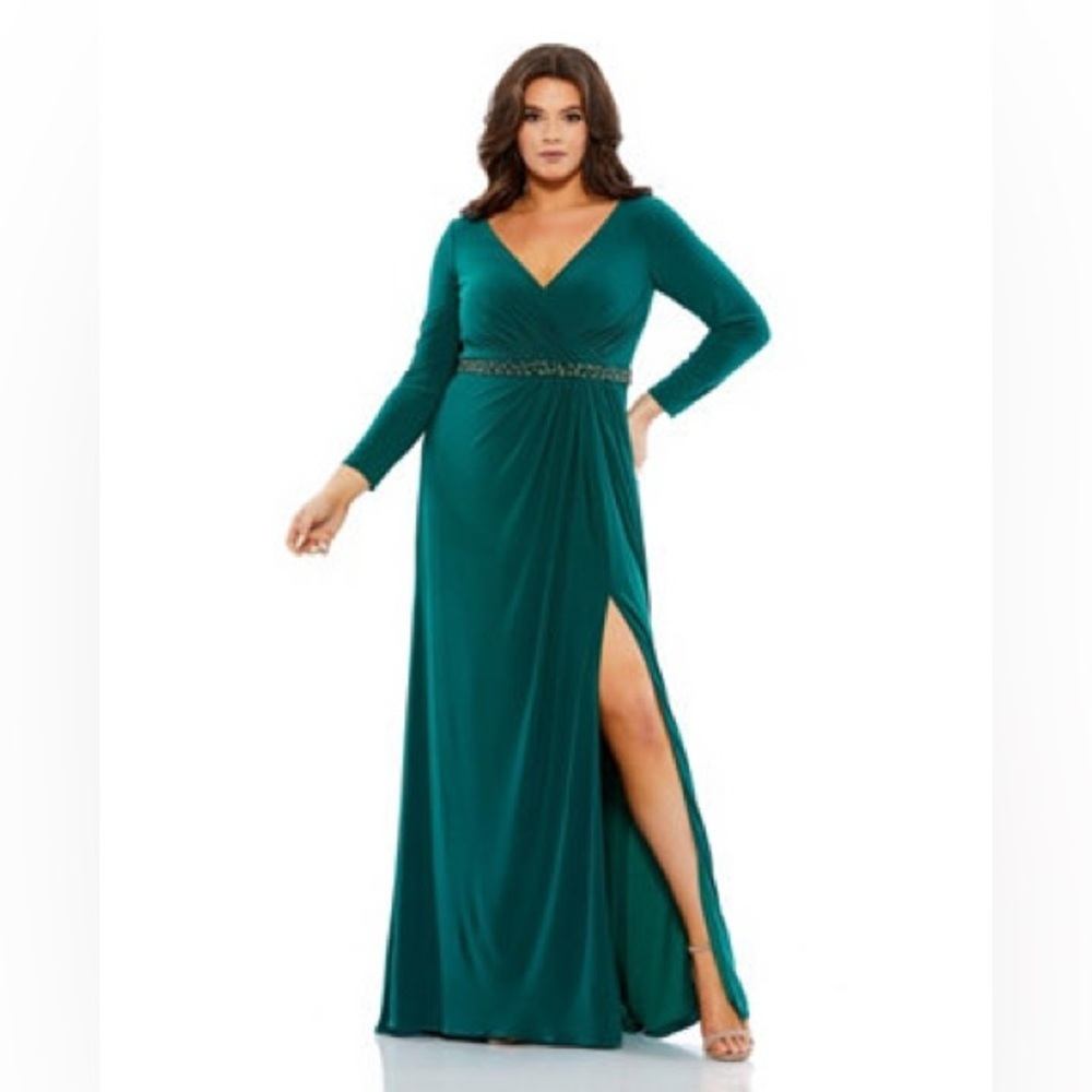 Mac Duggal Plus Size Beaded Belt Jersey Faux Wrap Long Sleeve Gown Green Size 24